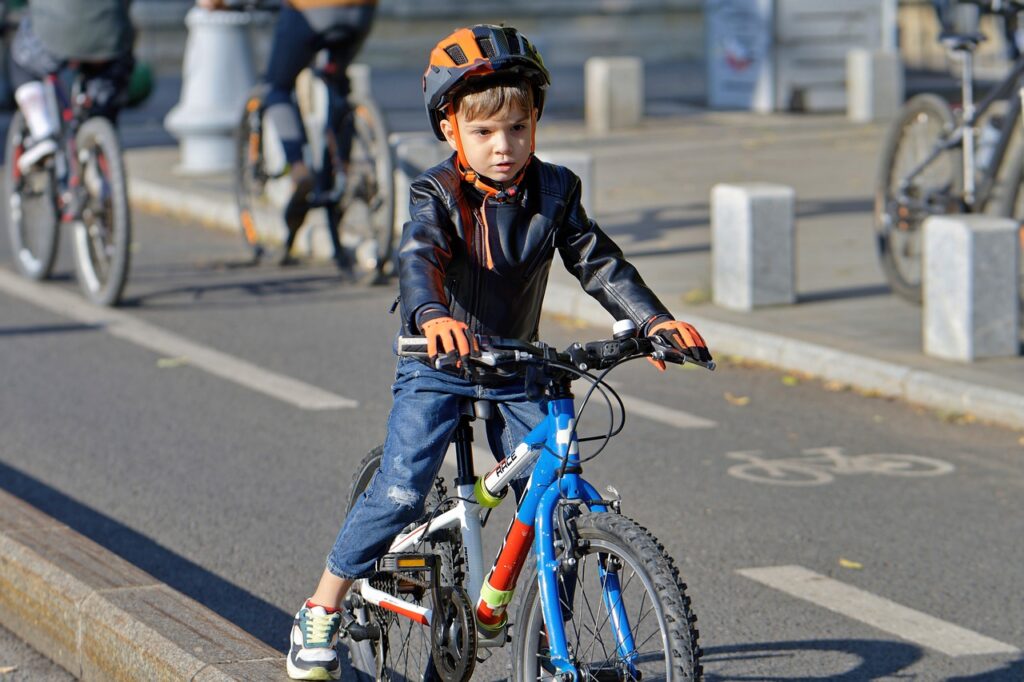 子どもが自転車に乗れるようなってわかった乗り方のコツ